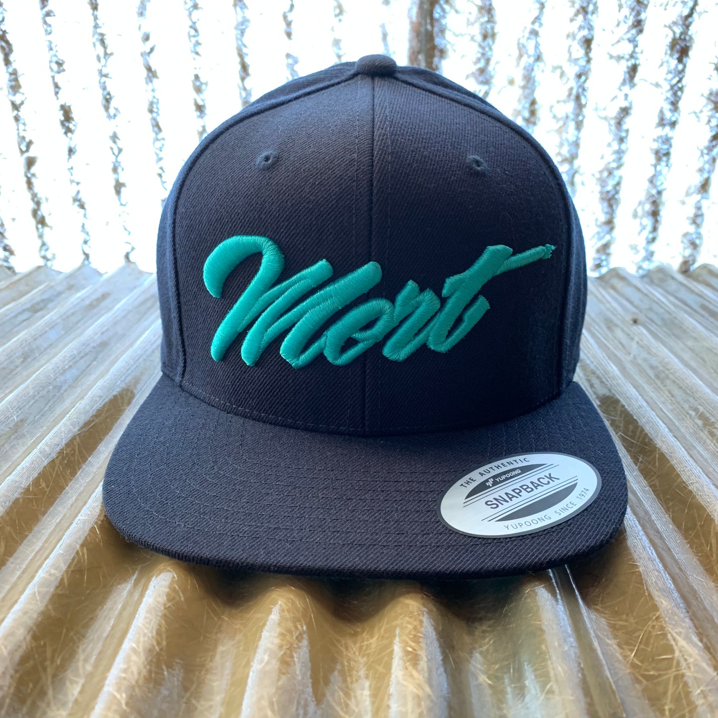 Mort Script Snapback